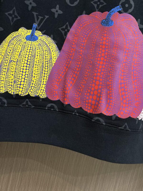 LV Sweater - Image 5