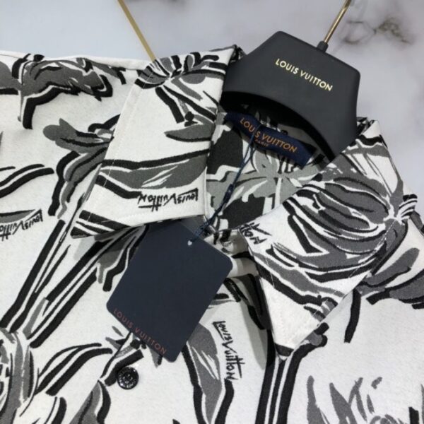 LV Shirt - Image 4
