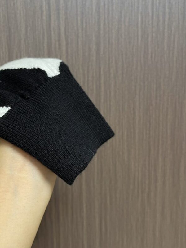 LV Sweater - Image 8