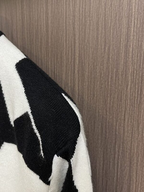 LV Sweater - Image 9
