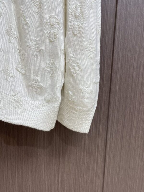 LV Sweater - Image 5