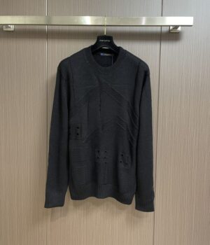 LV Sweater