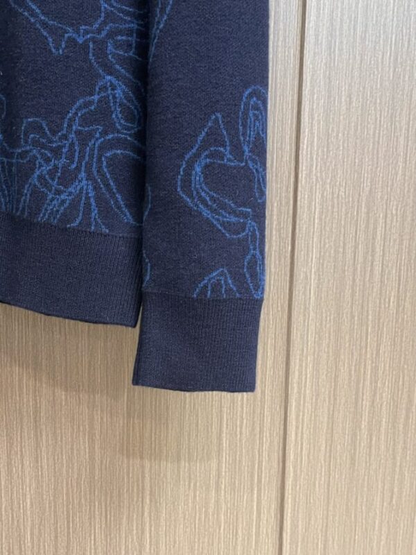 LV Sweater - Image 7