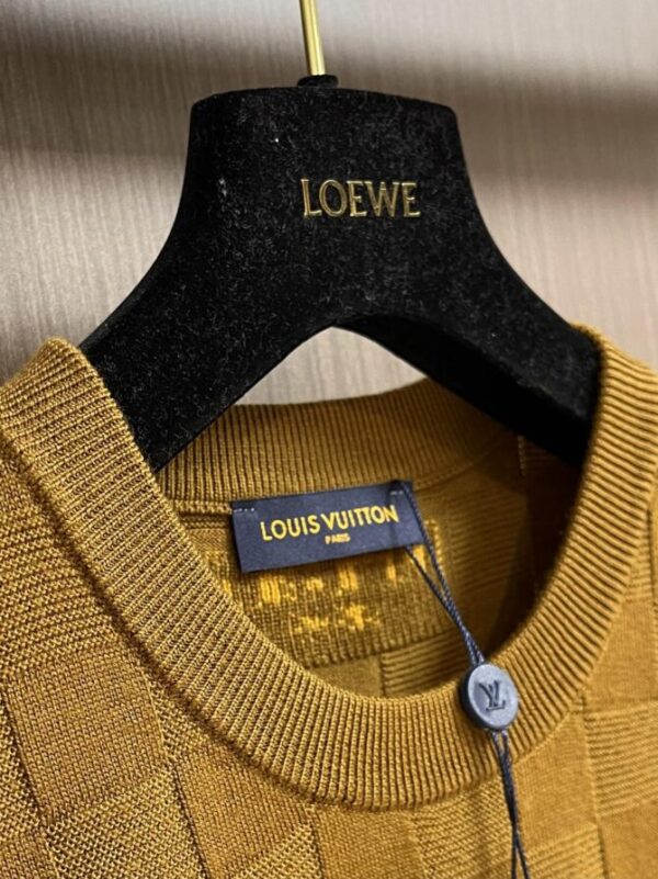 LV Sweater - Image 4