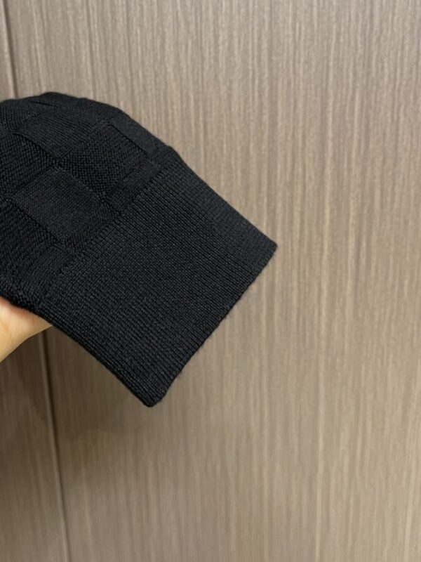 LV Sweater - Image 6
