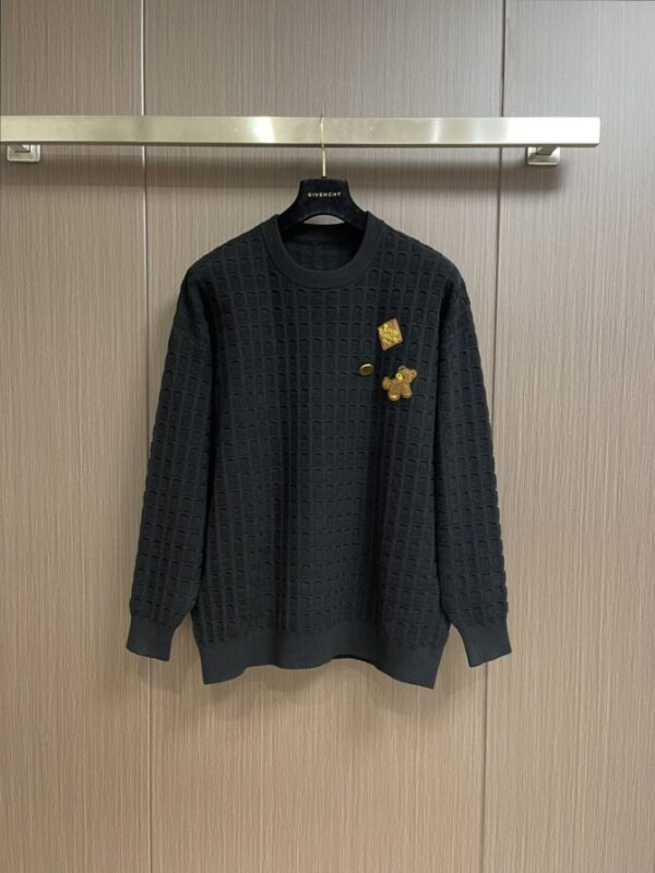 LV Sweater
