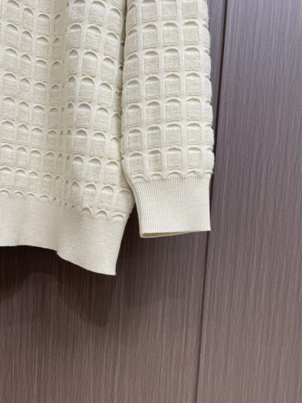 LV Sweater - Image 6