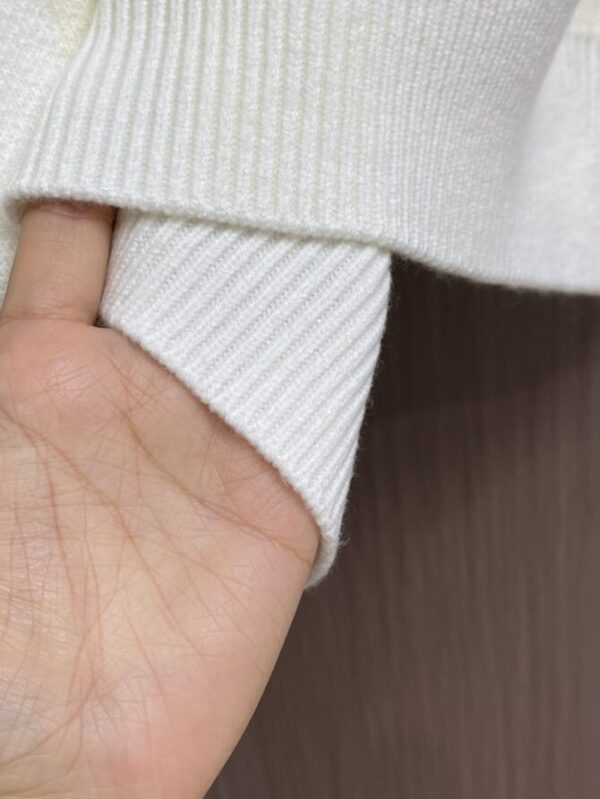 LV Sweater - Image 5