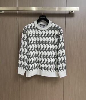 LV Sweater