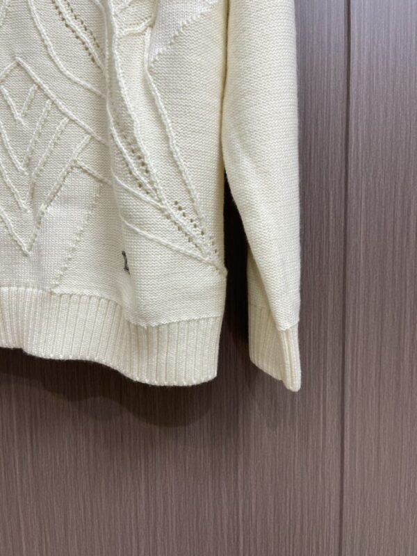 LV Sweater - Image 6