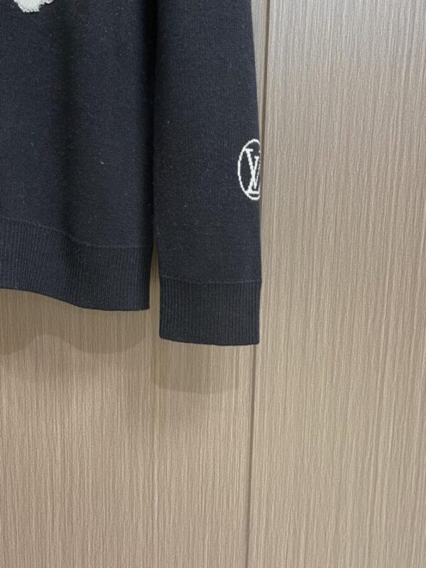 LV Sweater - Image 7