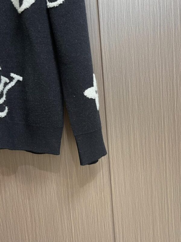 LV Sweater - Image 6