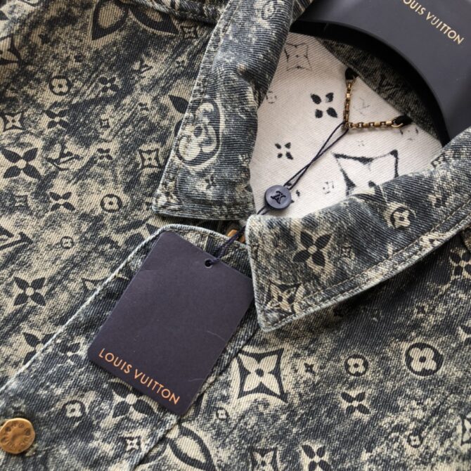 LV Jacket - Image 4