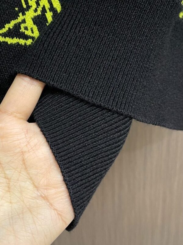 LV Sweater - Image 5
