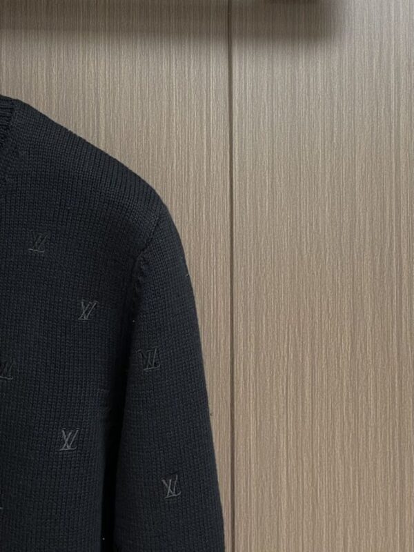 LV Sweater - Image 4
