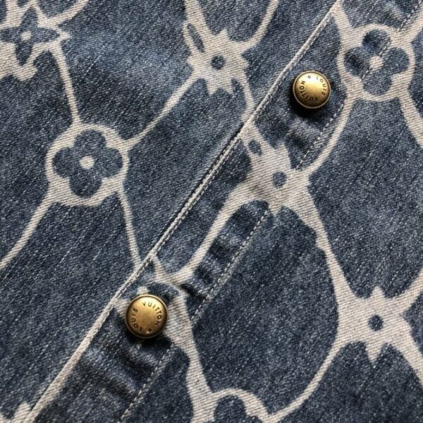 LV Shirt - Image 5