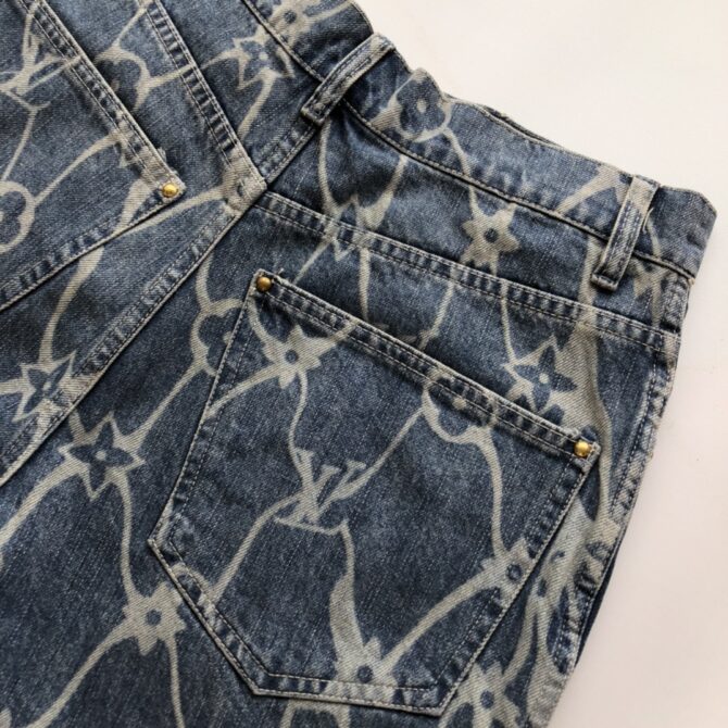 LV Short - Image 8