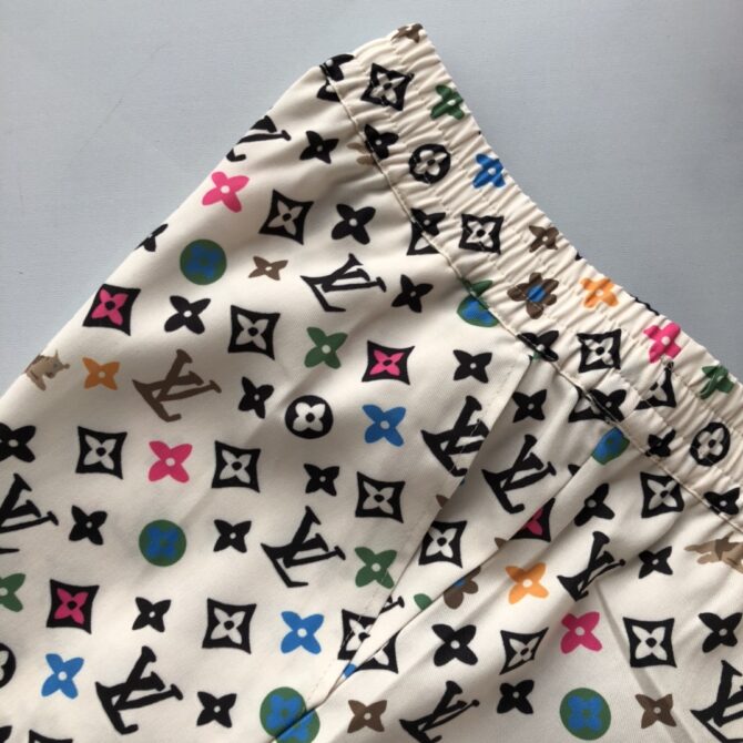 LV Short - Image 4