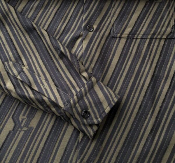 LV Shirt - Image 7