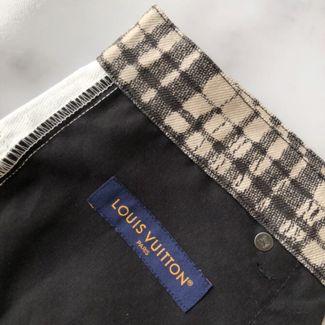 LV Short - Image 6