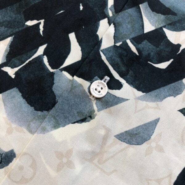 LV Shirt - Image 5