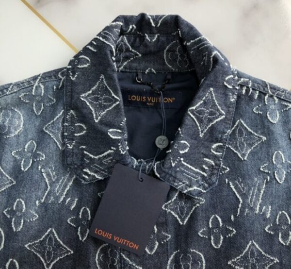 LV Shirt - Image 4