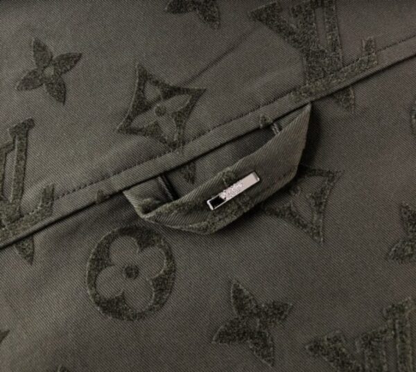 LV Shirt - Image 8