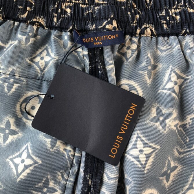 LV Short - Image 7