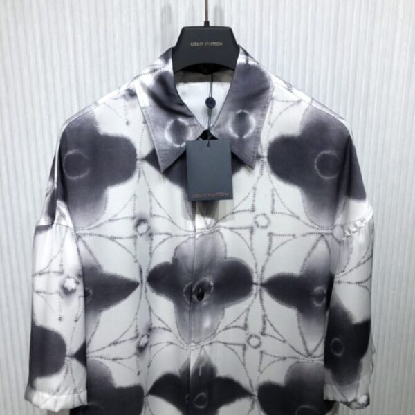 LV Shirt - Image 3