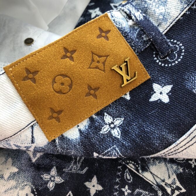 LV Short - Image 8