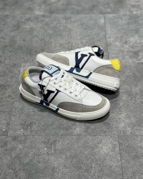 LV Charlie - Image 6
