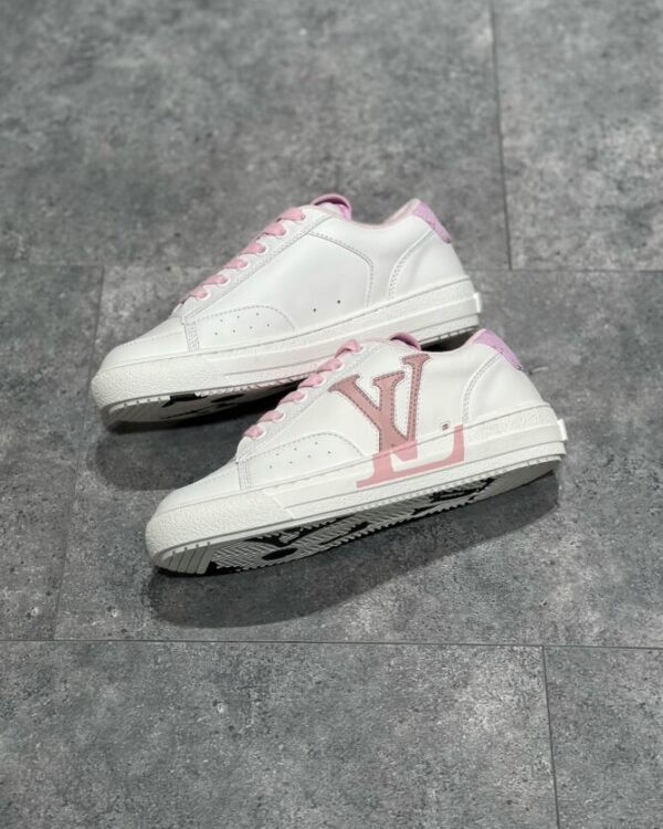 LV Charlie - Image 2
