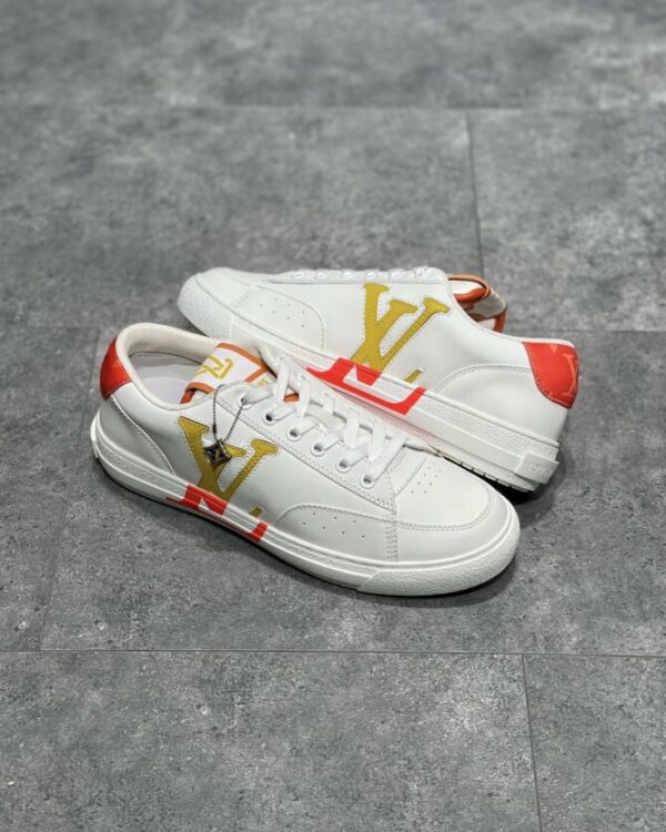 LV Charlie - Image 6