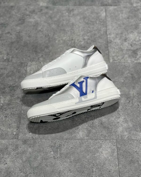 LV Charlie - Image 2