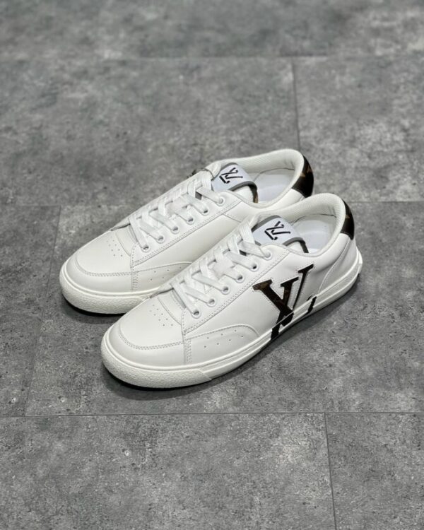 LV Charlie - Image 4