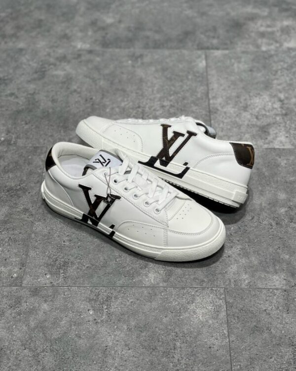 LV Charlie - Image 6