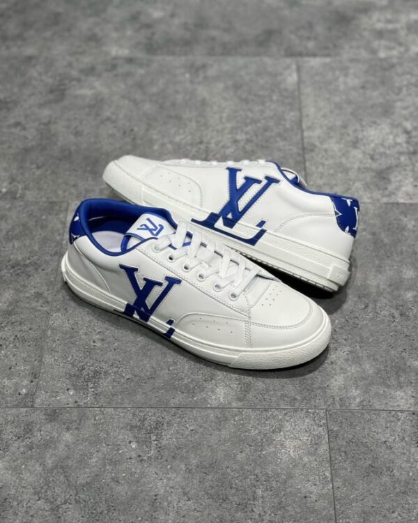 LV Charlie - Image 6