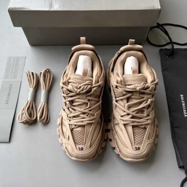 BLCG Sneaker - Image 2
