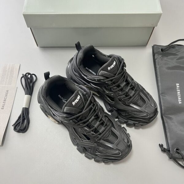 BLCG Sneaker - Image 3