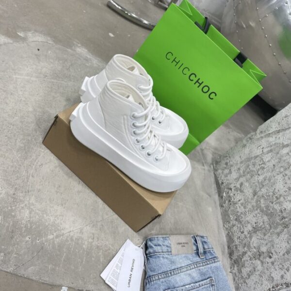 BV Sneaker - Image 3