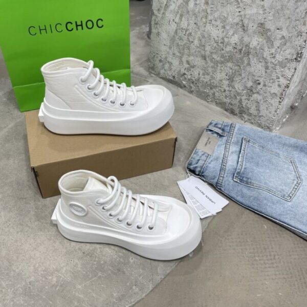BV Sneaker - Image 2