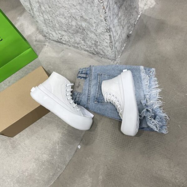 BV Sneaker - Image 8