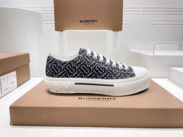 BBR Sneaker - Image 8