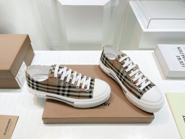 BBR Sneaker - Image 2