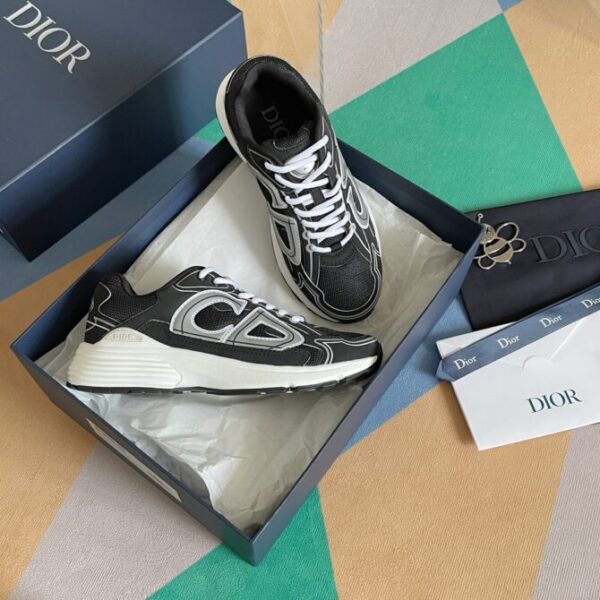 Dior Sneaker - Image 8