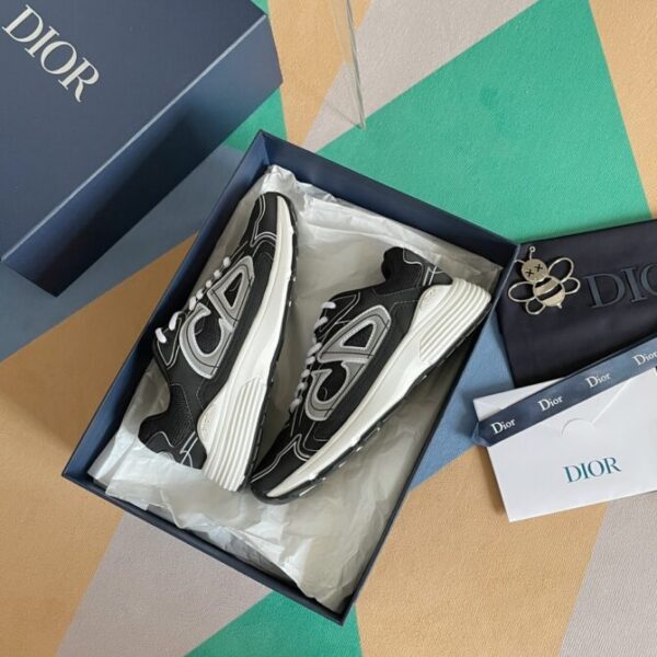 Dior Sneaker - Image 6
