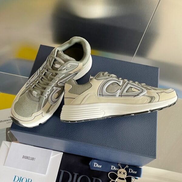 Dior Sneaker - Image 2