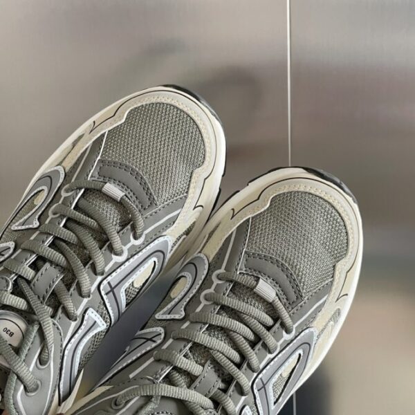 Dior Sneaker - Image 5