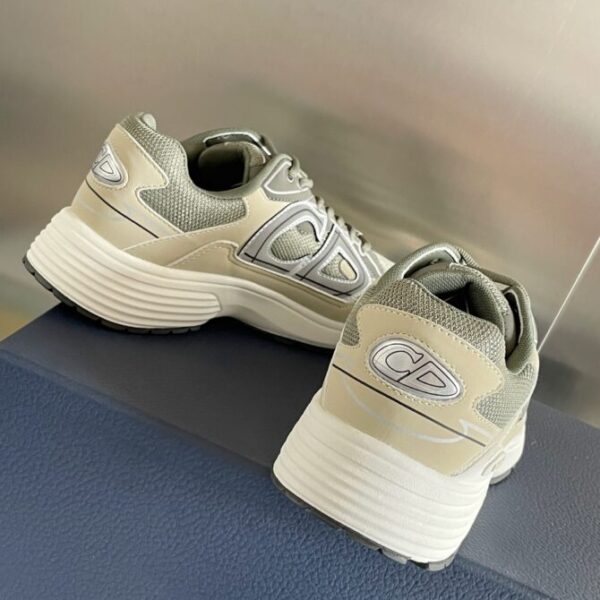 Dior Sneaker - Image 3