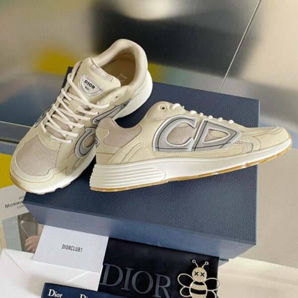 Dior Sneaker - Image 2